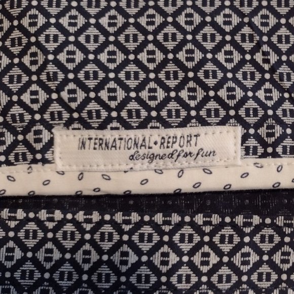 International Report Men's Long Sleeve Shirt - Picture 4 of 9